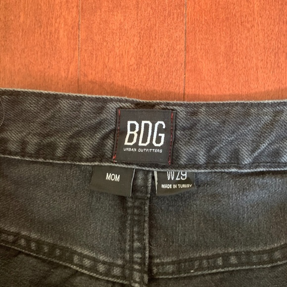 BDG High Waisted Mom Jeans, Black - Picture 4 of 4